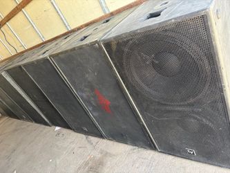 🔥 VENTA COMPLETA DE SONIDO PROFESIONAL + ILUMINACIÓN + CABLEADO + 2 FORD F-350 🔥