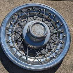 1) Vintage Chevrolet Hubcap Chevy Hub Cap Wheel Cover