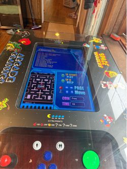 Video Game Console w/ 412 games loaded
