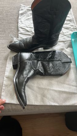 Justin black leather Western/cowboy boots,