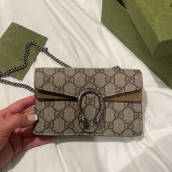 Gucci Supreme Handbag 