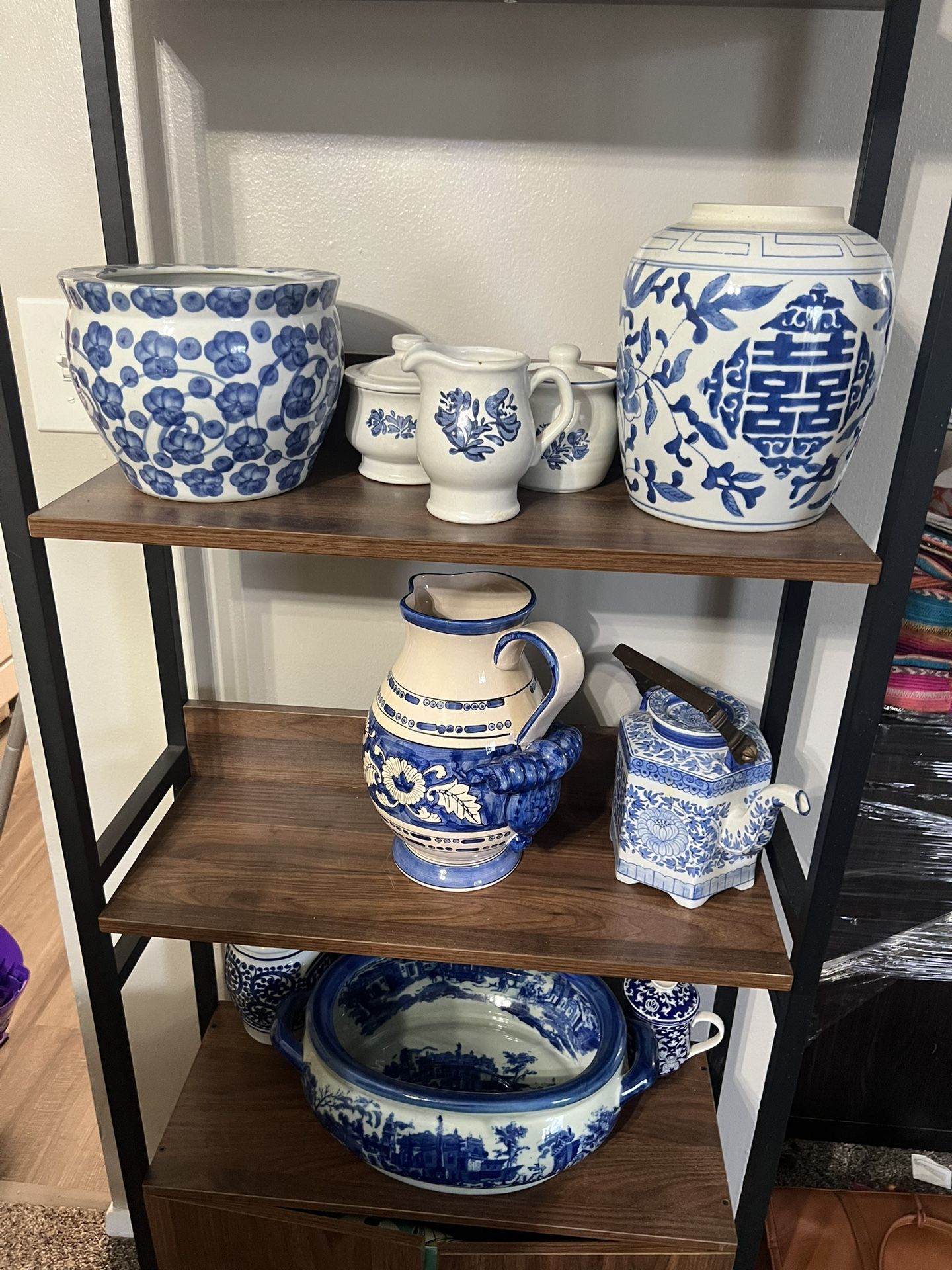 Chinese Antique Ceramic Dishes