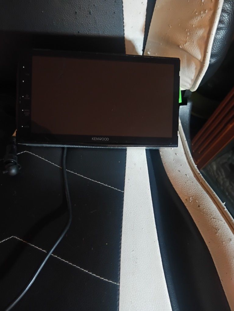 Kenwood Car Stereo 