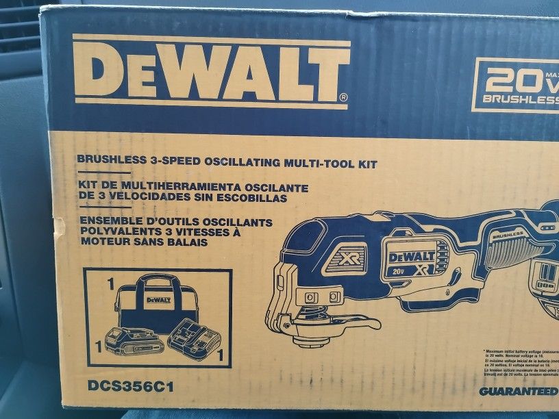 DeWalt 20 Volt Brushless XR 3 Speed Oscillating Multi-tool Kit With Battery And Charger