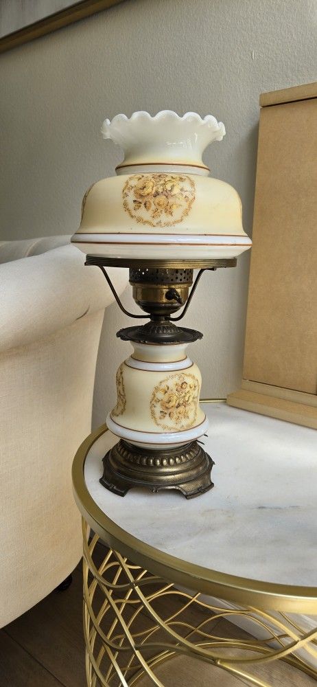 Vintage Abigail Adams Colonial Charm Milk Glass 24" Hurricane Table Lamp