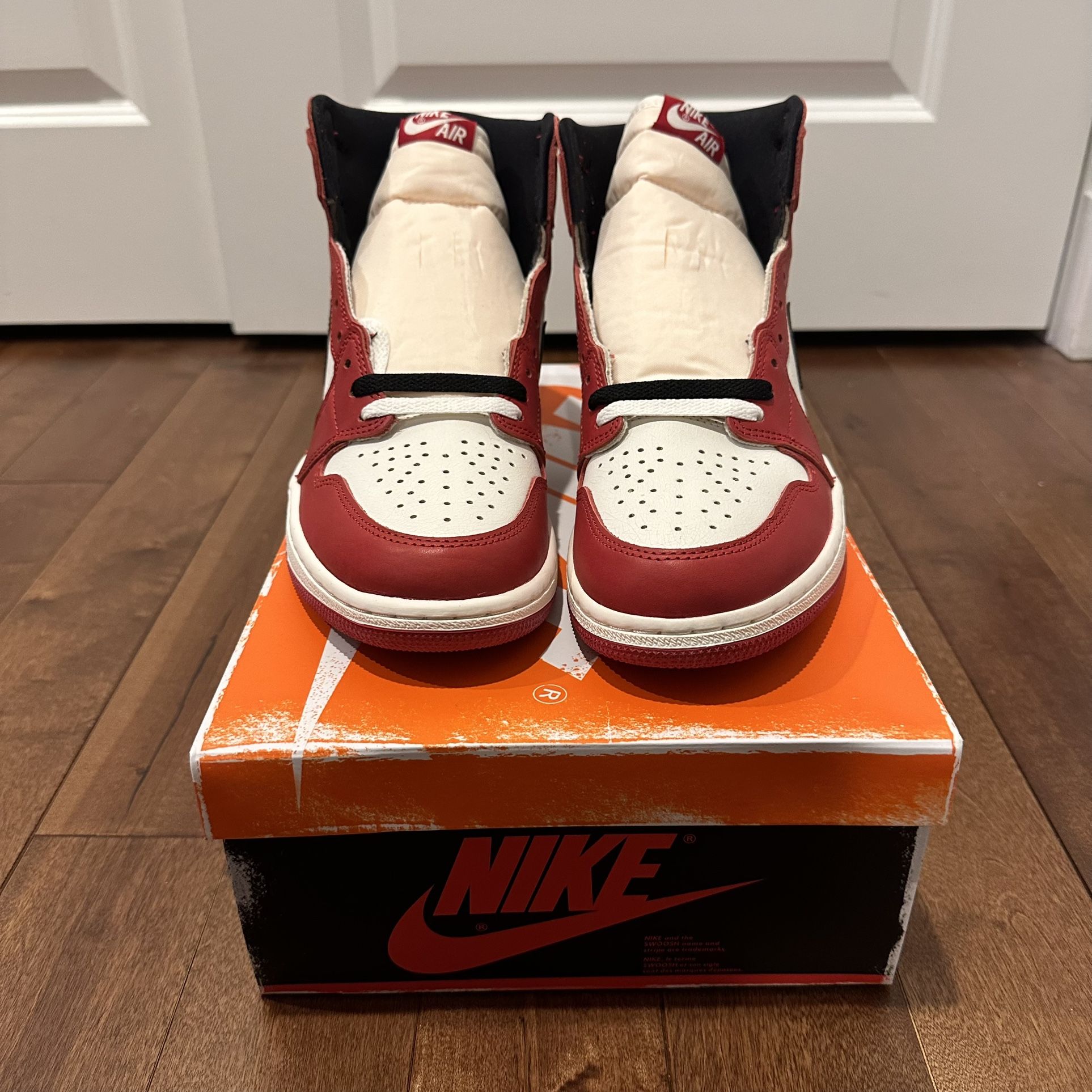 *NEW!* Nike Air Jordan 1 “Lost and Found” Size 10M