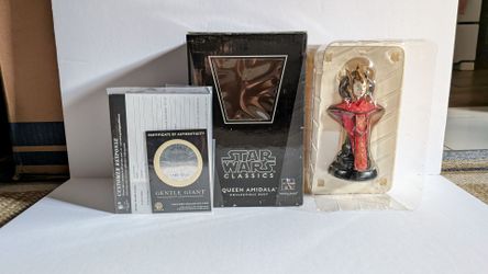 Gentle Giant Star Wars Queen Amidala Collectible Bust