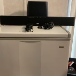 Polk Audio Sound Bar System With Wireless Subwoofer & Remote 