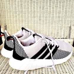 ADIDAS CLOUDFOAM size US10  mens(GREAT shape & condition :10/10)