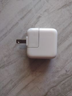 Apple 10 Watt Adapter 