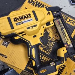 Dewalt 20V MAX XR Lithium-Ion Cordless 18-Gauge Narrow Crown Stapler (Tool Only)
