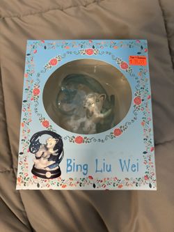 Alolan Vulpix Figure - NOT OPENED