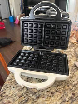 Waffle maker