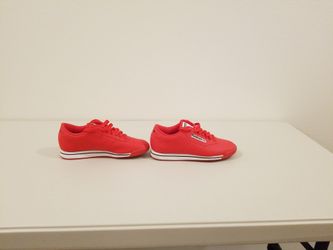 REEBOK WOMEN'S 7 ATHLETIC SHOE