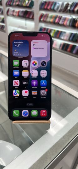 iPhone 13 Pro Max 256Gb *Unlocked* + *With Warranty* + *With Charger*