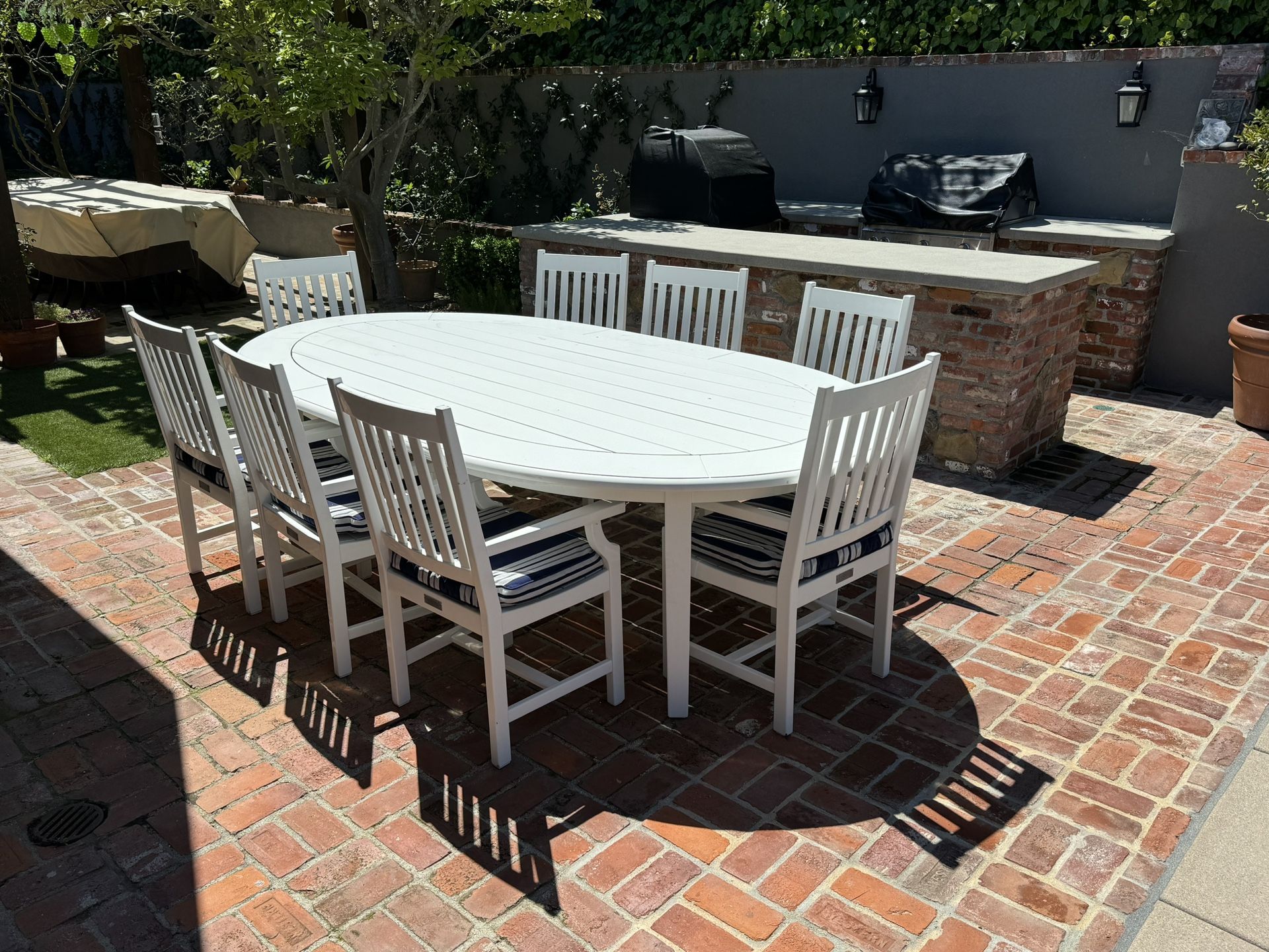 Weatherend Maine Used-Like New Outdoor Furniture