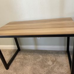 Gaming desk new out box pre built