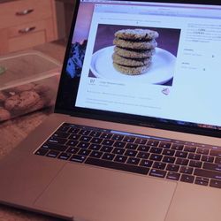 MacBook Pro / TouchBar 