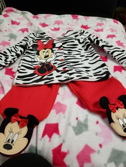 Minnie mouse outfit