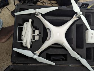 DJI Phantom 4 + Accessories