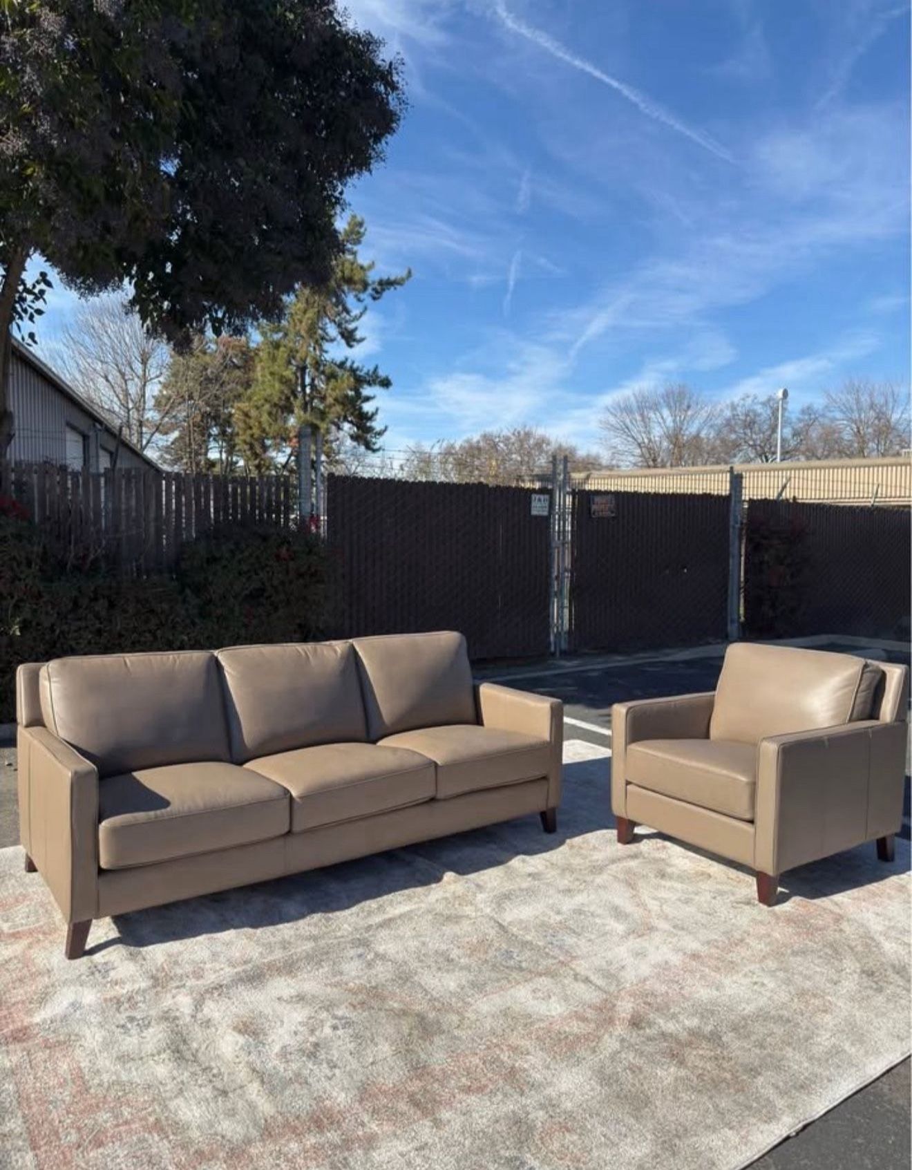 Brand New West Park Leather Sofa & Chair (2pc Set)