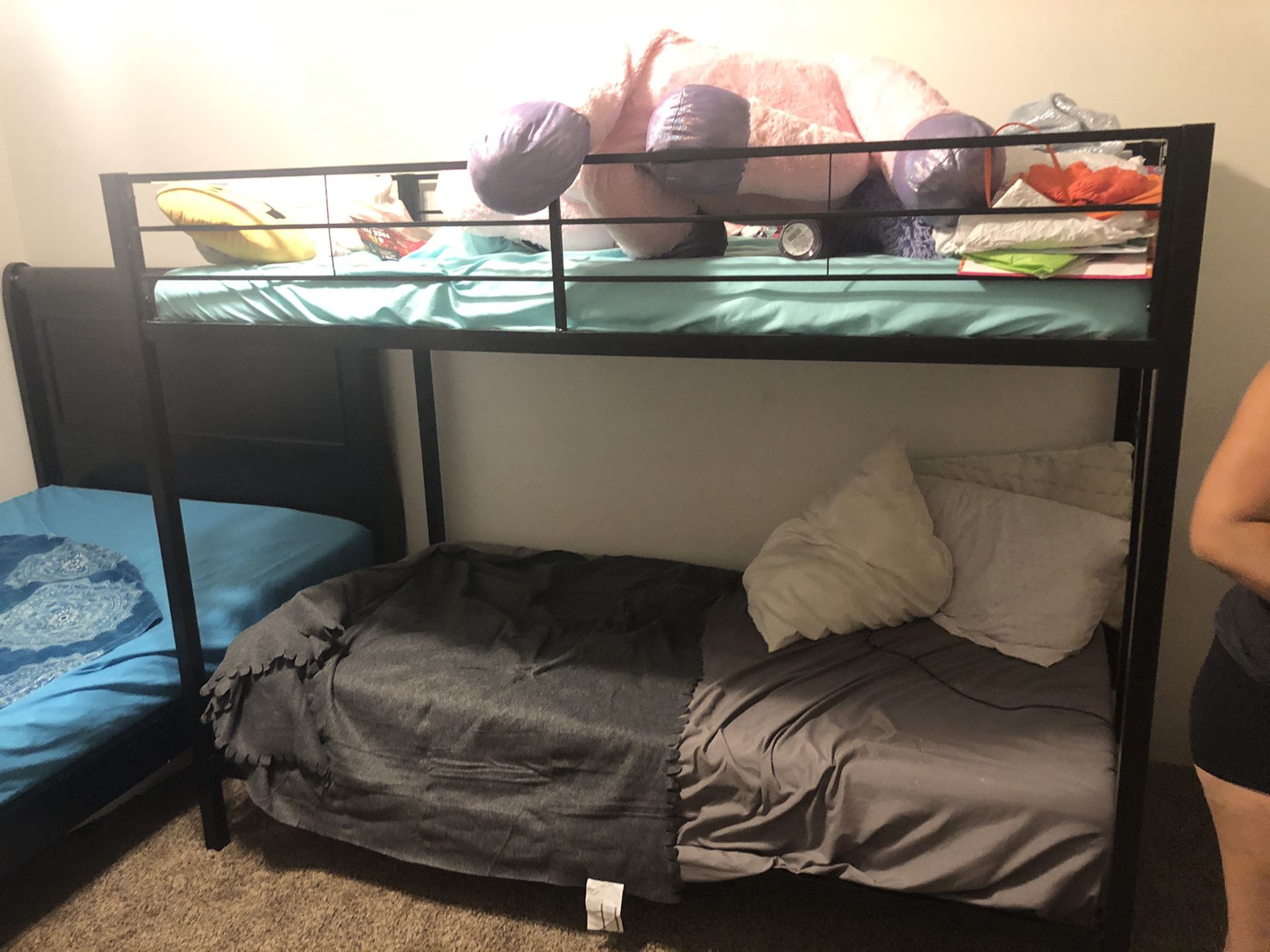 Twin Bunk beds