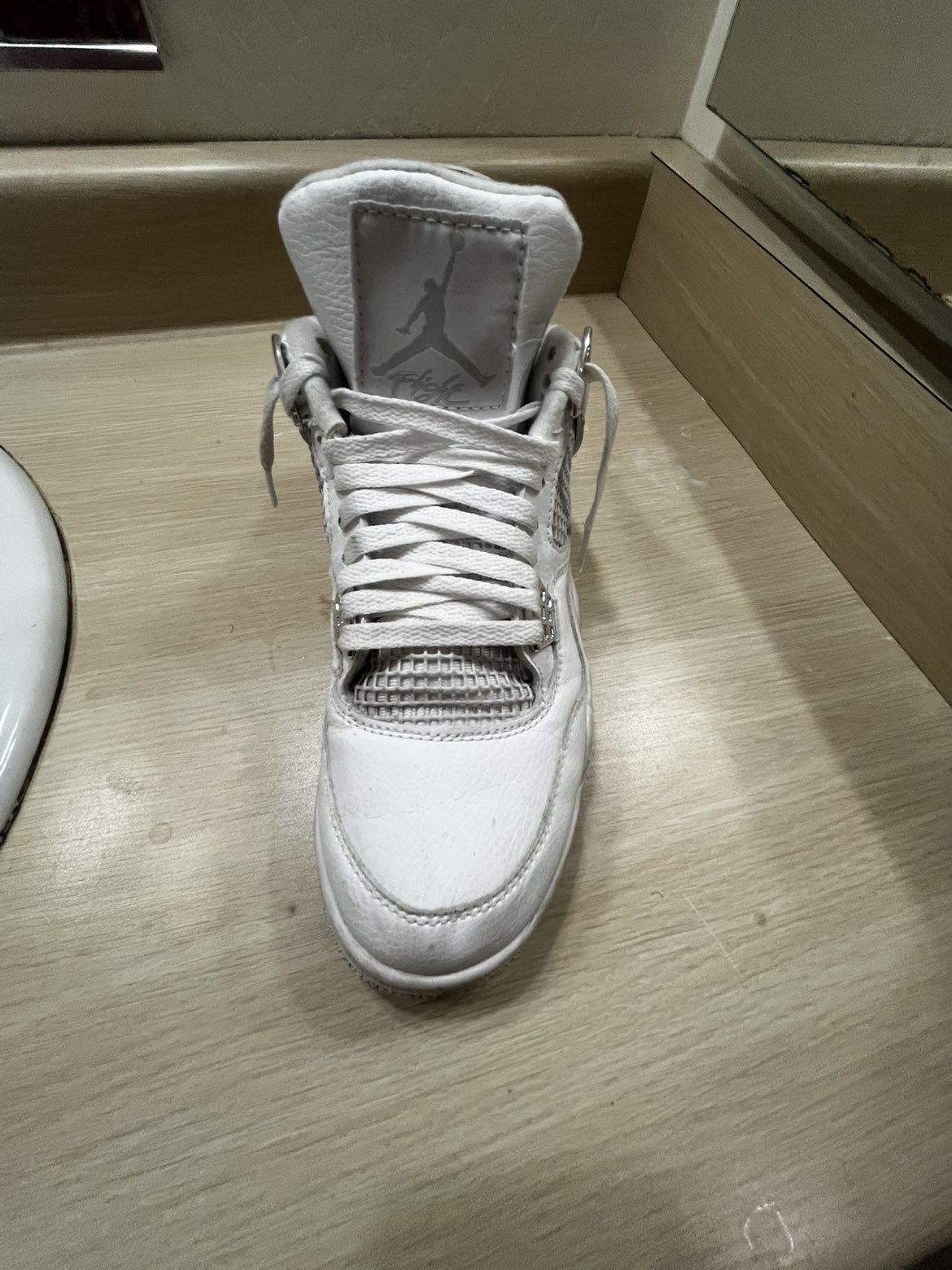 Jordan 4 White Retro 