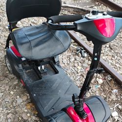 Electric Scooter For Elder Or Fiscal Imbalance 