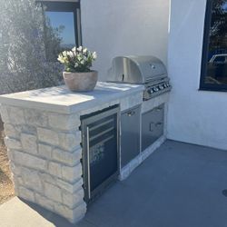 MODULAR BBQ ISLAND