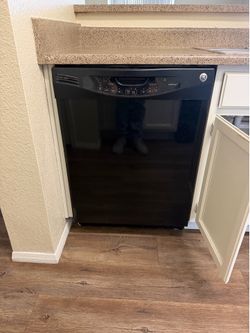 Dish washer