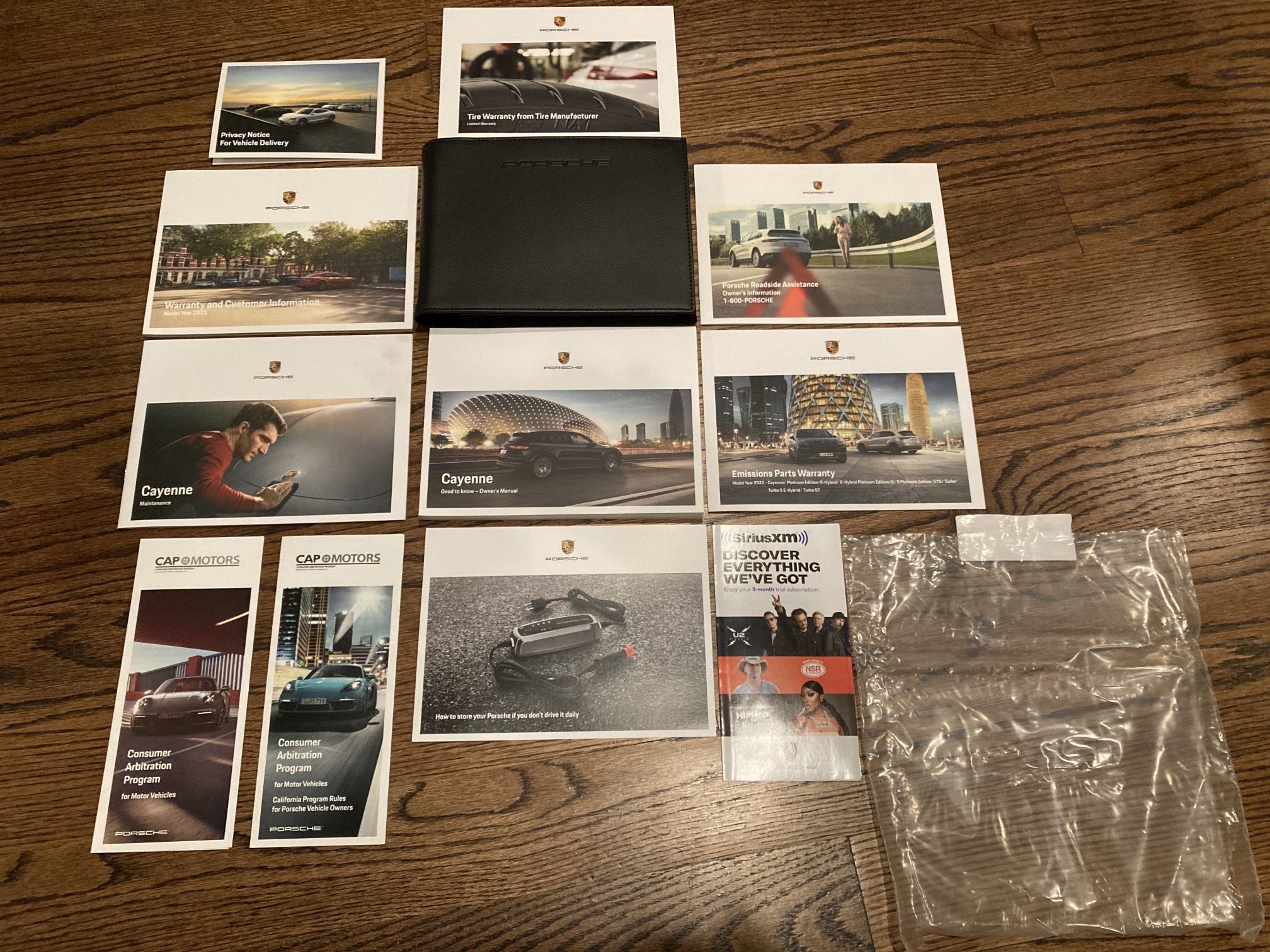 **BRAND NEW OEM Porsche Cayenne Owner's Manual COMPLETE SET FOR SALE