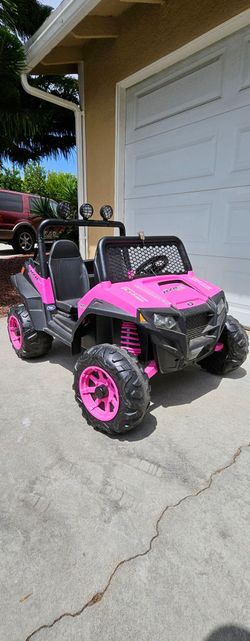 Solaris Pink Jeep by Peg Perego