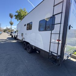 2019 Toy Hauler 21fs