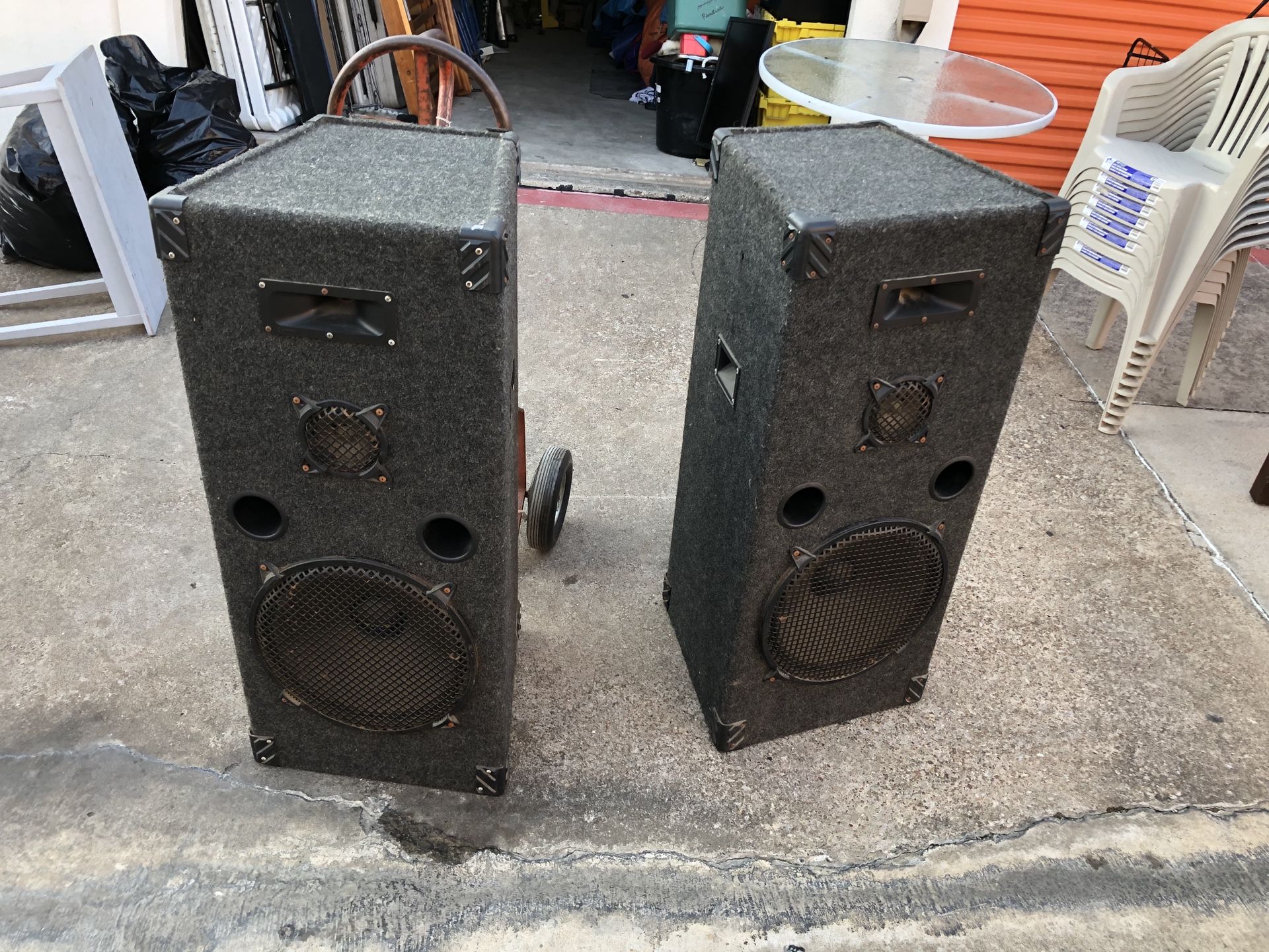Large welton pro audio loud speakers