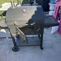 Char-Griller BBQ Grill & Smoker – Used Condition