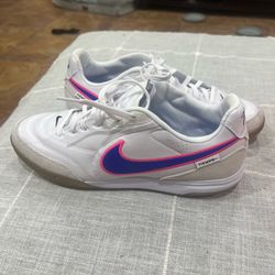 Indoor soccer shoes size 10