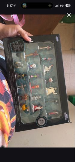 Nightmare before Christmas collectors set