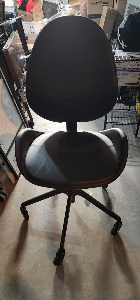 Office Chair Gaming Chair Leather Like New
