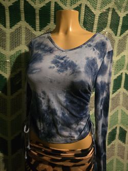 New Blue Bluose F21 Size  Medium Stretch 