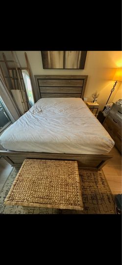 Queen size bed frame