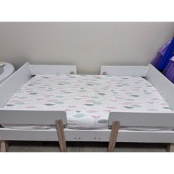Twin toddler bed