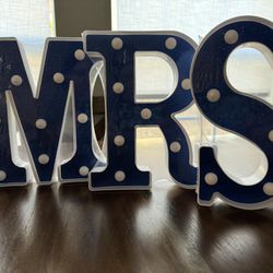 Wedding Party Decor Mr.& Mrs. Light Up Letters. Brand new in package.