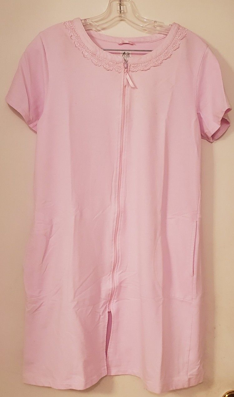 Women's Bathrobe Small 