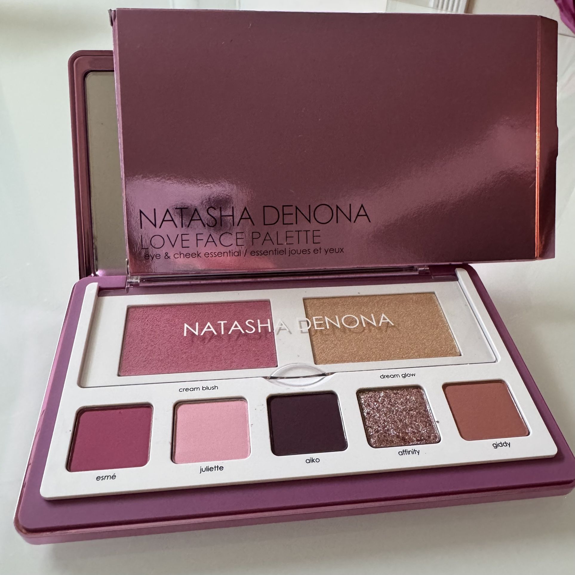 New Unused - $62 NATASHA DENONA Love Face Eyeshadow & Cheek Essential Palette