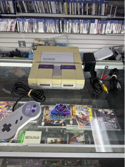 Super Nintendo Complete $130 Gamehogs 11am-7pm
