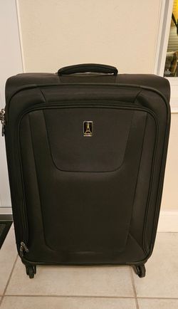 Travelpro Max Lite 25 inch