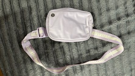 Lululemon Fanny