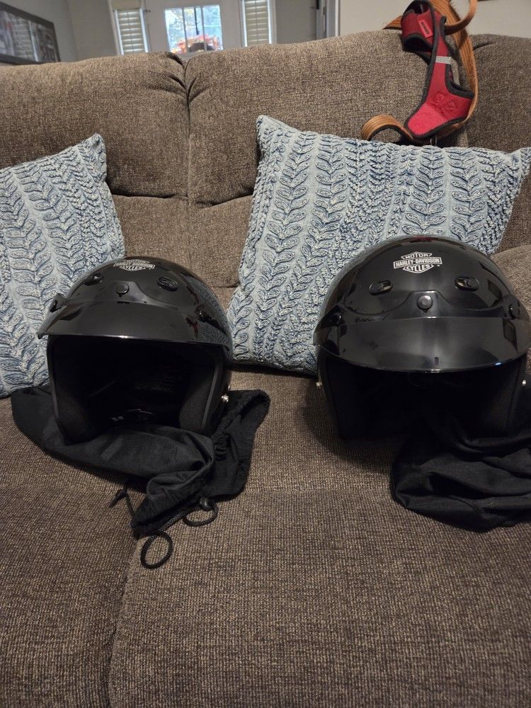 Motorcycle Helmets (2)