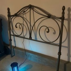 Bed Frame (ONE Piece)