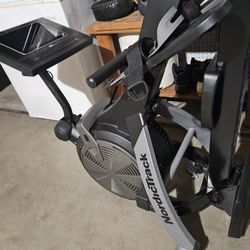 NordicTrack RW600 Rower
